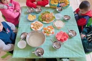 CÔNG TÁC ĐẢM BẢO VỆ SINH AN TOÀN THỰC THẨM TẠI TRƯỜNG MẦM NON XÃ TÂN THANH